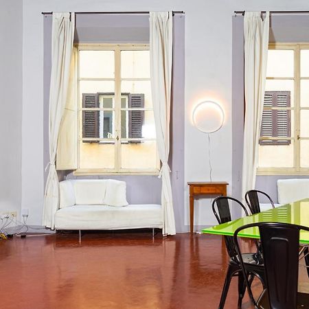 Elegant Apartment Near Piazza Della Signoria Florence Exterior photo